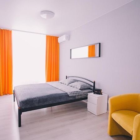 094 Жк Щасливий Нова Та Сучасна Квартира Kiev Exterior foto